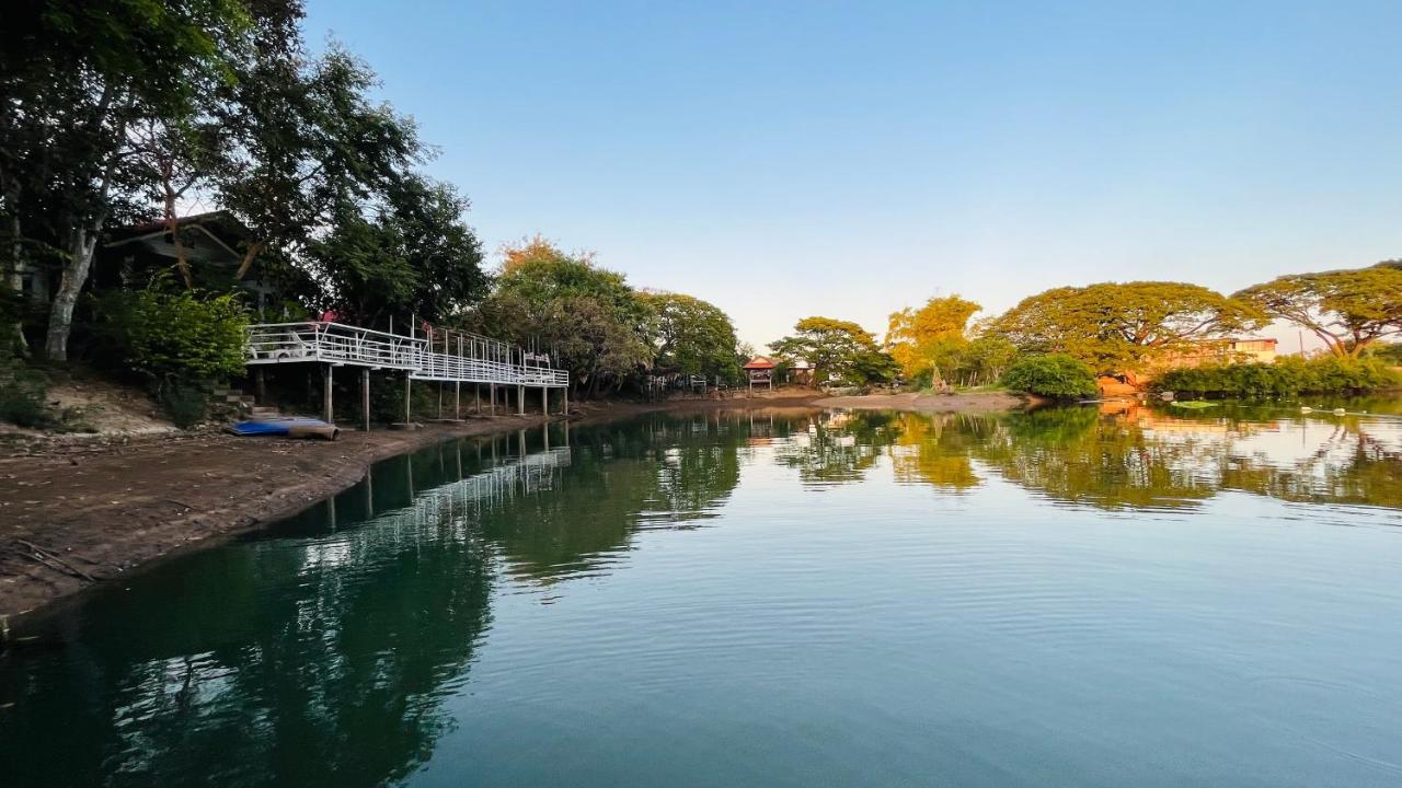 Moon River Resort Phimai 외부 사진